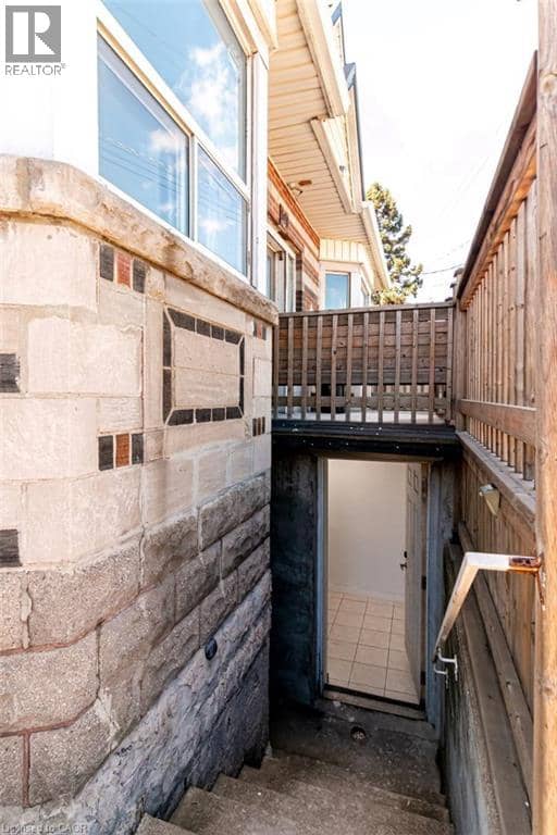 548 BEACH Road — photo 34 of 40