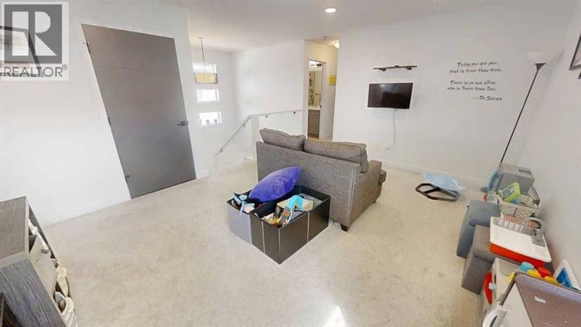 1219 Pacific Circle W — photo 15 of 29