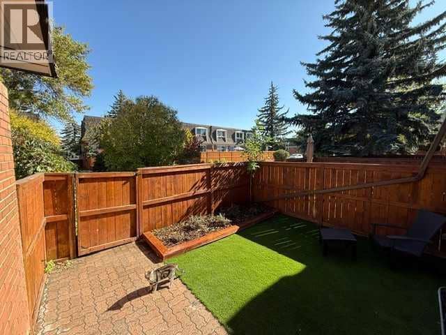 152, 330 Canterbury Drive SW, Calgary, photo 7