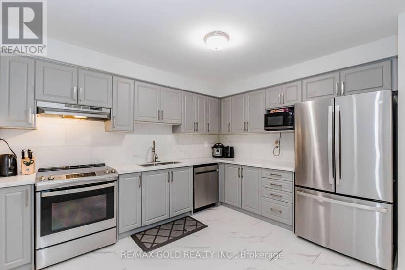 83 Wickstead Court, Brampton, photo 8