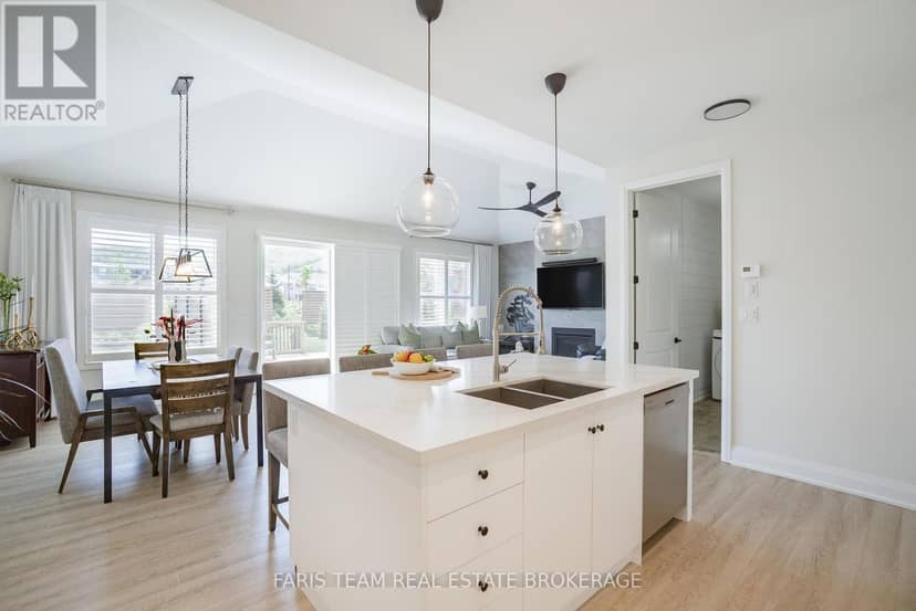 107 Stillwater Crescent — photo 12 of 40