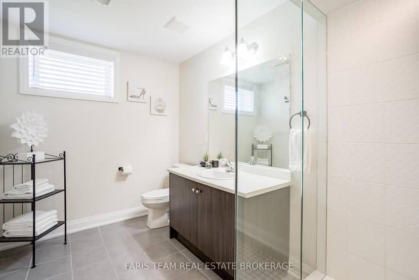 107 Stillwater Crescent — photo 31 of 40