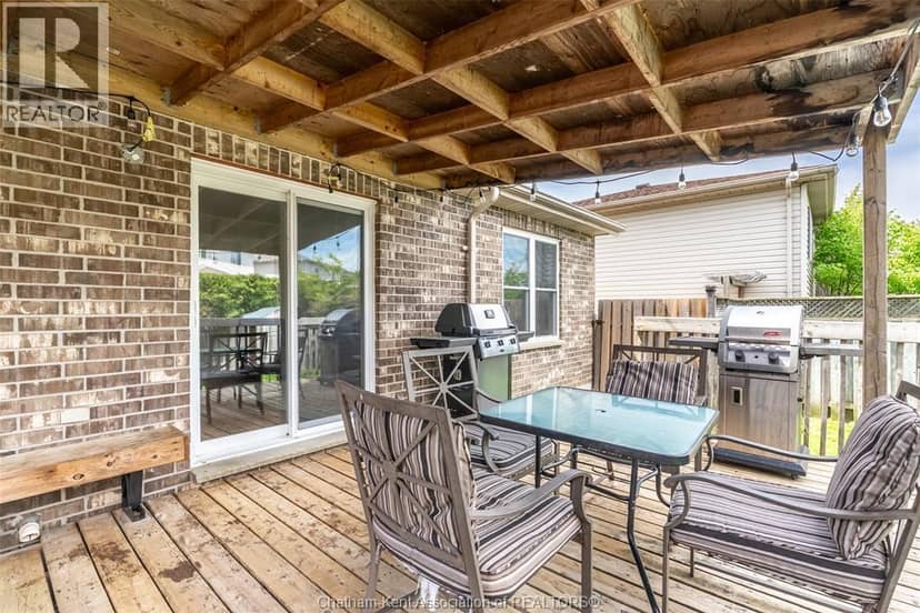 270 Greenfield LANE — photo 27 of 38