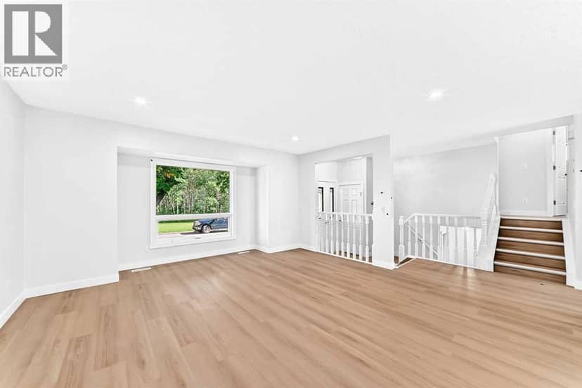55 Mckinley Way SE — photo 10 of 29