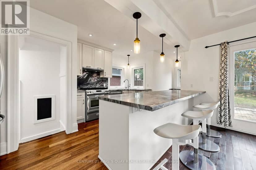 32 Crestview Road — photo 10 of 40