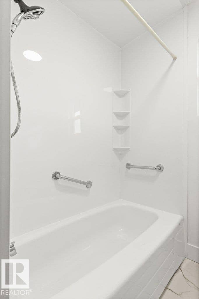 13816 90 ST NW — photo 28 of 40