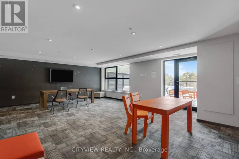 414 - 1291 Gordon Street — photo 35 of 39