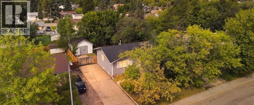 9822 80 Avenue, Grande Prairie