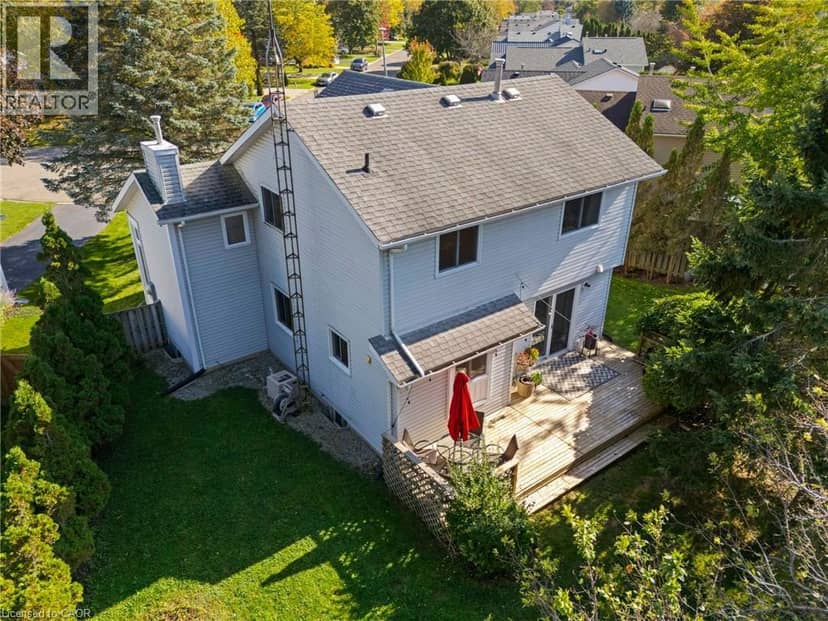 29 LESLIE Avenue — photo 31 of 40