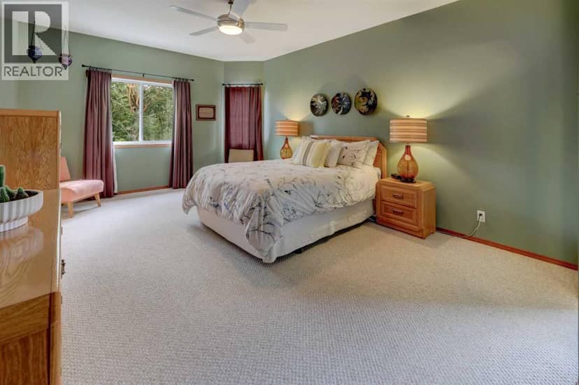 123 Hillview Road — photo 15 of 40