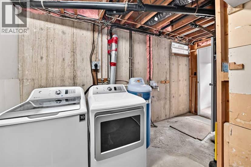 1040 Motherwell Road NE — photo 35 of 40