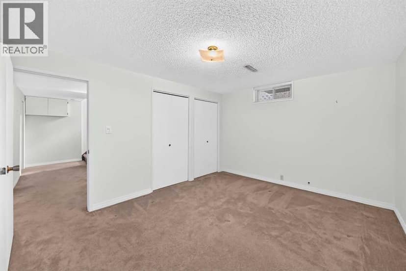 1040 Motherwell Road NE — photo 32 of 40