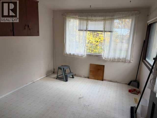 432 Center Street — photo 18 of 21