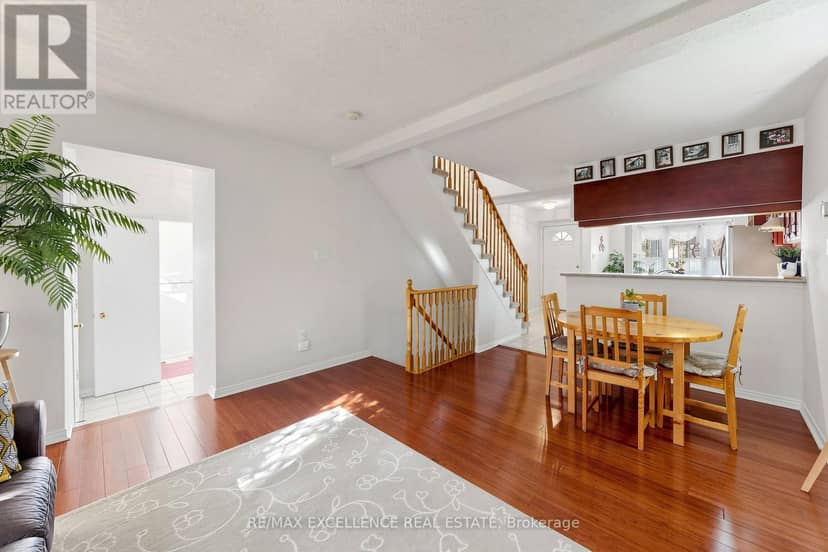 72 Desert Sand Drive — photo 9 of 40