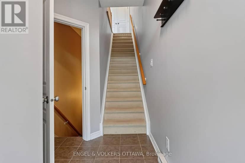 123 Eye Bright Crescent, Ottawa, photo 5
