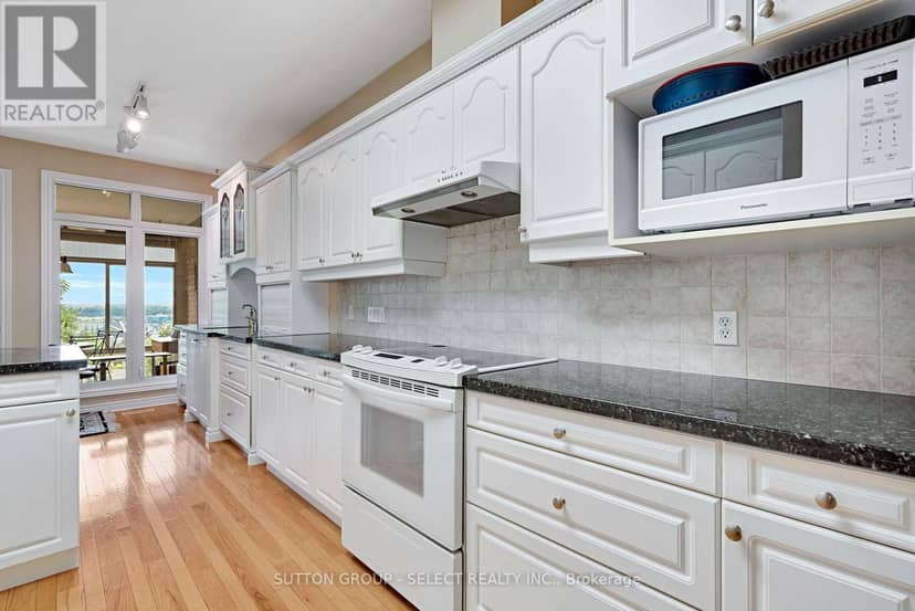 9 - 140 McGarrell Drive — photo 18 of 40