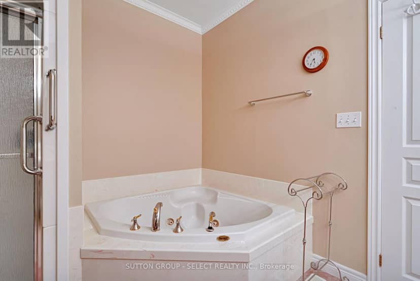 9 - 140 McGarrell Drive — photo 28 of 40