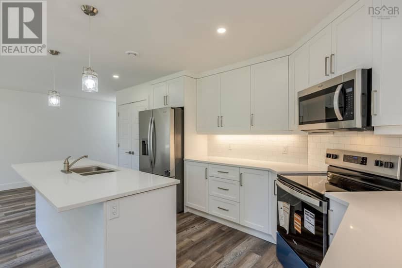39 Covey Drive — photo 16 of 40