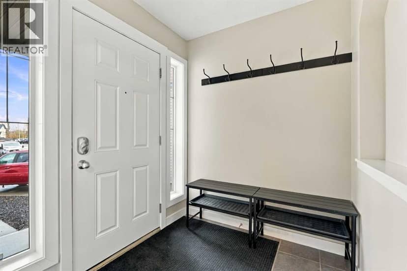 185 Silverado Plains Close SW, Calgary, photo 2