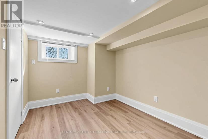 32 Crestview Road — photo 33 of 40