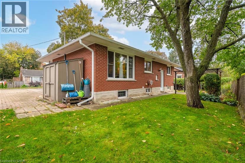 218 MONTROSE Street S — photo 28 of 33