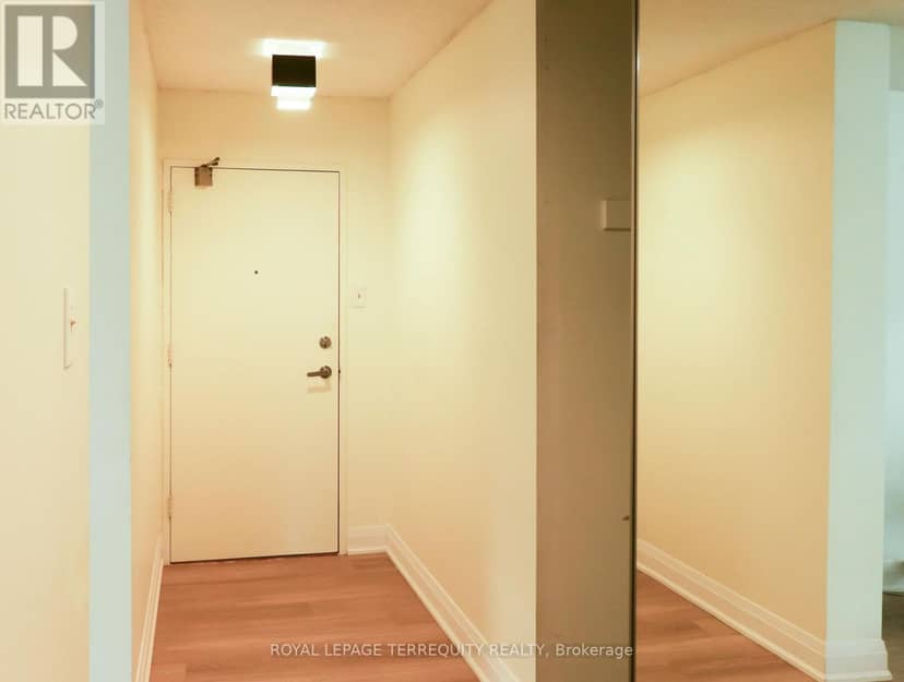 205 - 1338 York Mills Road — photo 18 of 36
