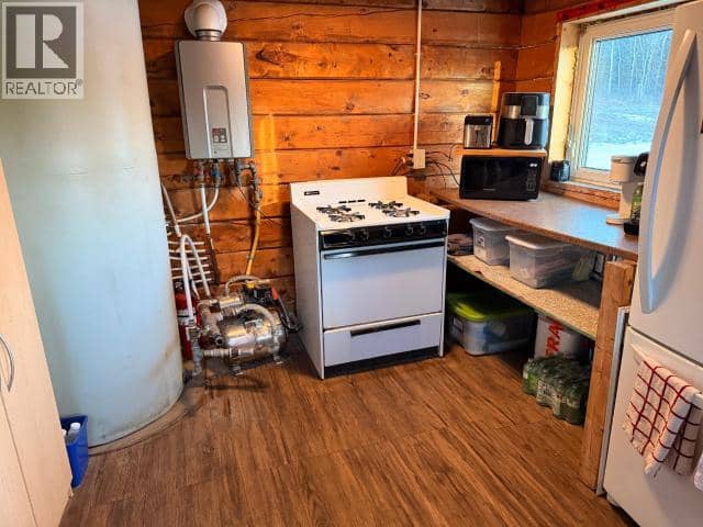96454 Alaska Highway, Whitehorse North, photo 4