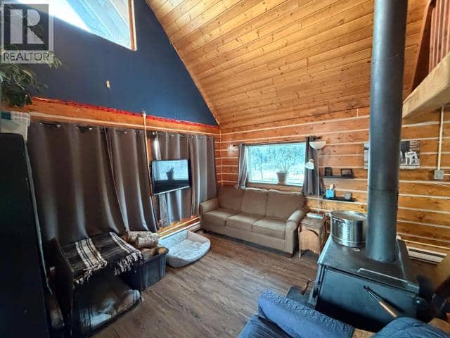 96454 Alaska Highway, Whitehorse North, photo 2