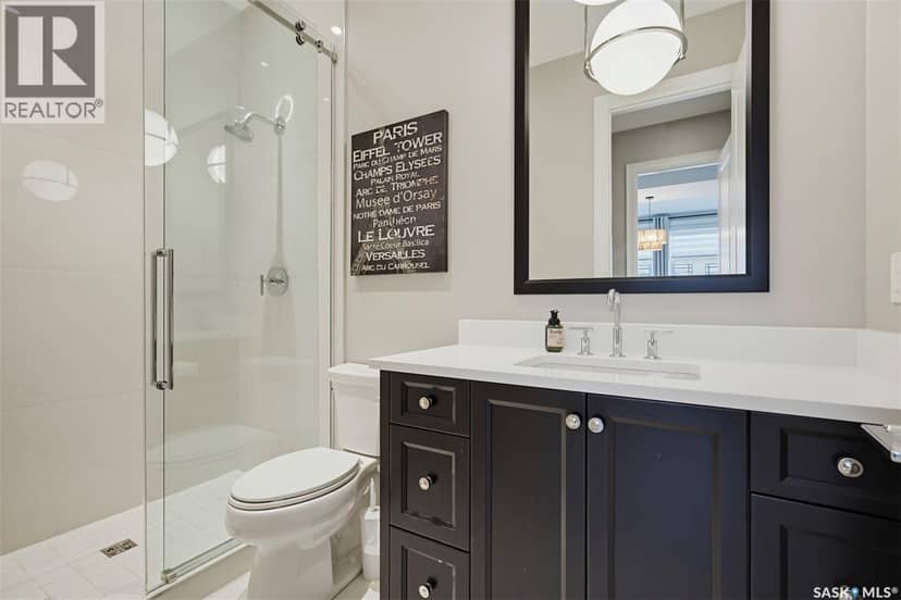 210 408 Cartwright STREET — photo 25 of 39