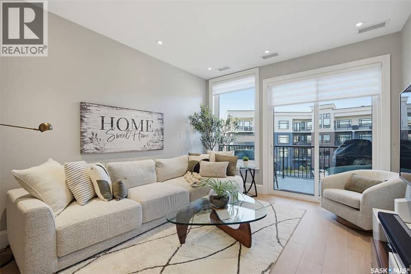 210 408 Cartwright STREET — photo 15 of 39