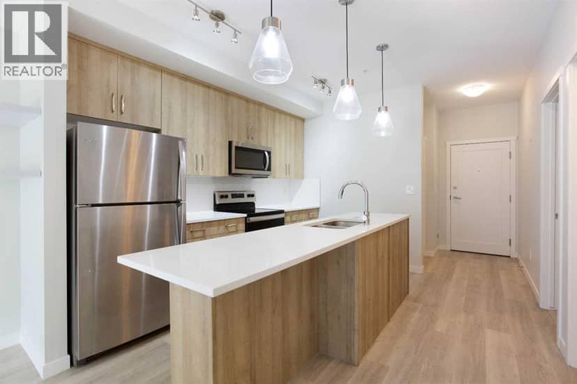 206, 71 Shawnee Common SW, Calgary, photo 4