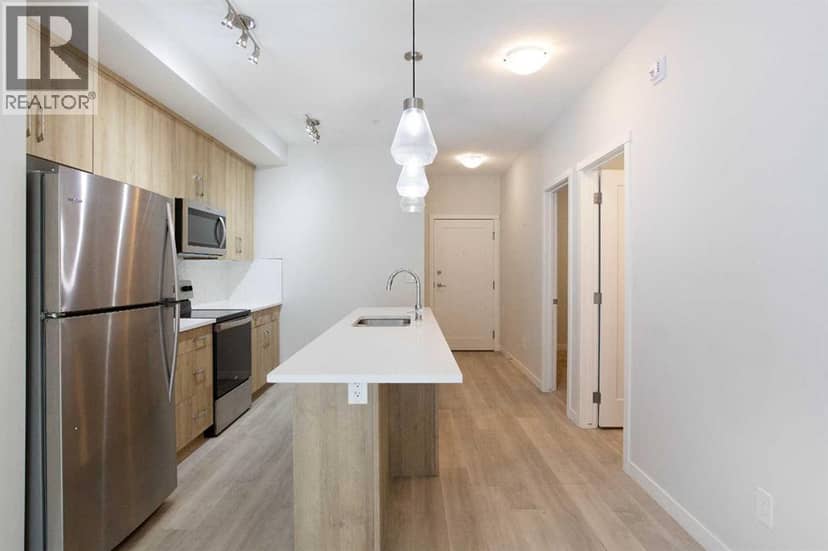 206, 71 Shawnee Common SW, Calgary, photo 6