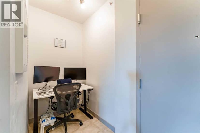 314, 69 Springborough Court SW, Calgary, photo 2