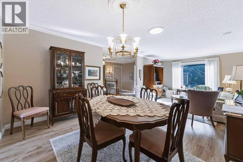 36, 140 Strathaven Circle SW — photo 14 of 40