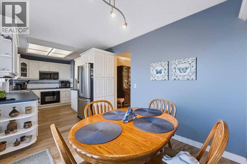 36, 140 Strathaven Circle SW — photo 20 of 40