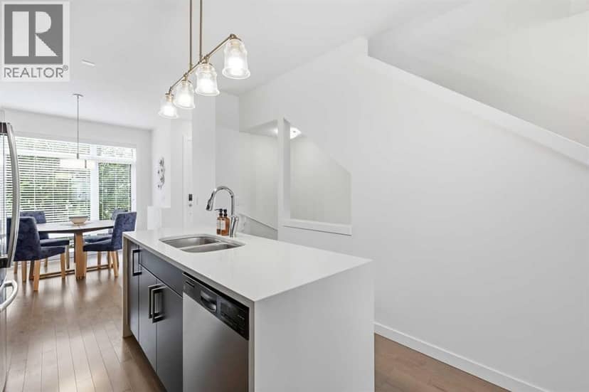 2, 3804 Parkhill Place SW — photo 14 of 40