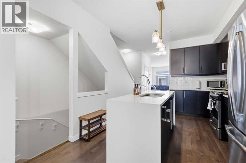2, 3804 Parkhill Place SW — photo 10 of 40