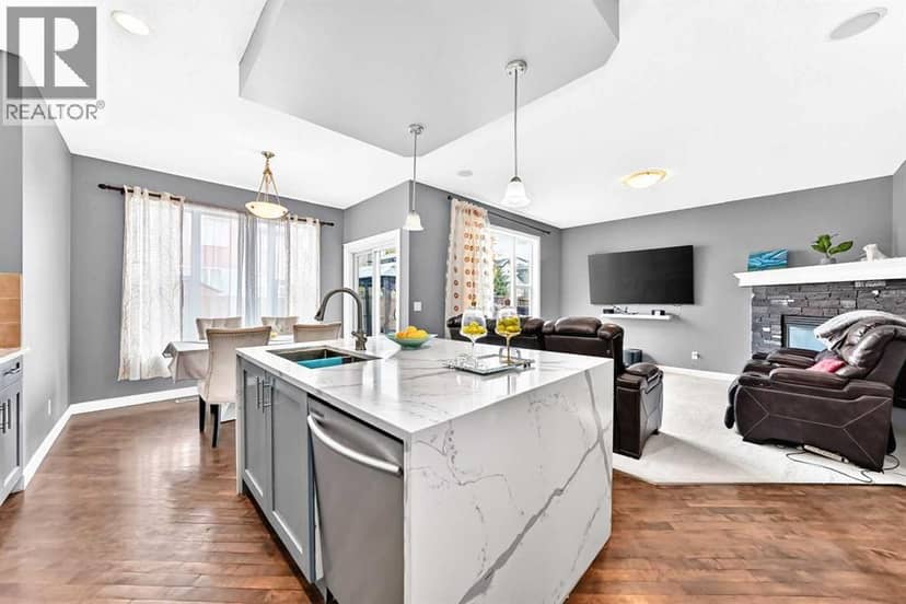 1580 New Brighton Drive SE — photo 10 of 40