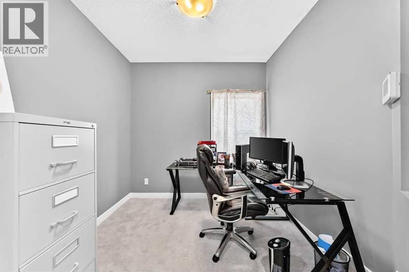 1580 New Brighton Drive SE — photo 21 of 40