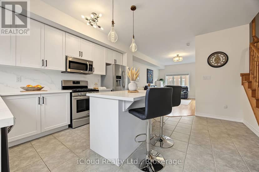 49 Aspen Hills Road — photo 12 of 32