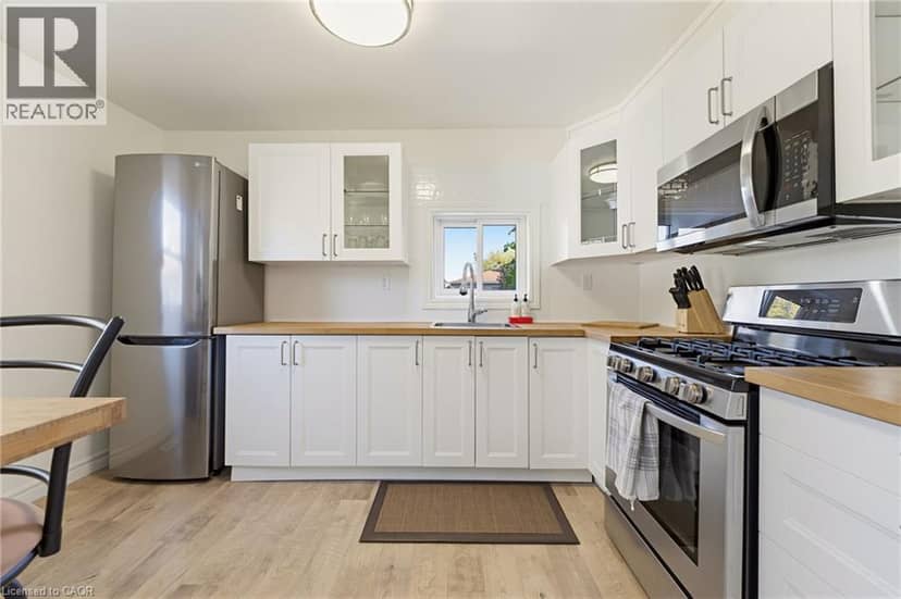 71 BROWN Street, Port Dover, photo 7