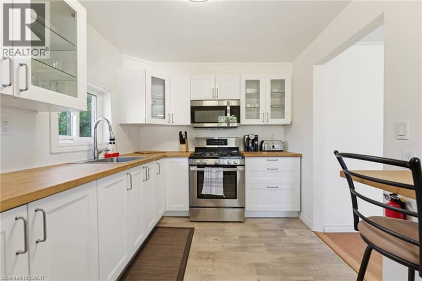 71 BROWN Street — photo 9 of 19