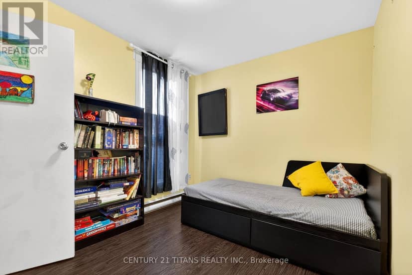 1018 - 100 Mornelle Court — photo 24 of 30