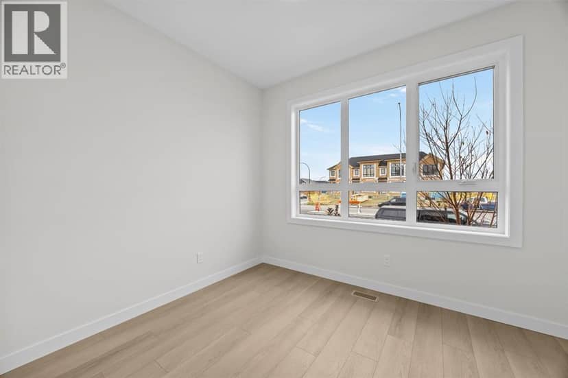 21527 Sheriff King Street SW, Calgary, photo 7