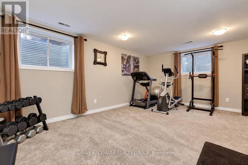 512 Vivera Place — photo 36 of 40