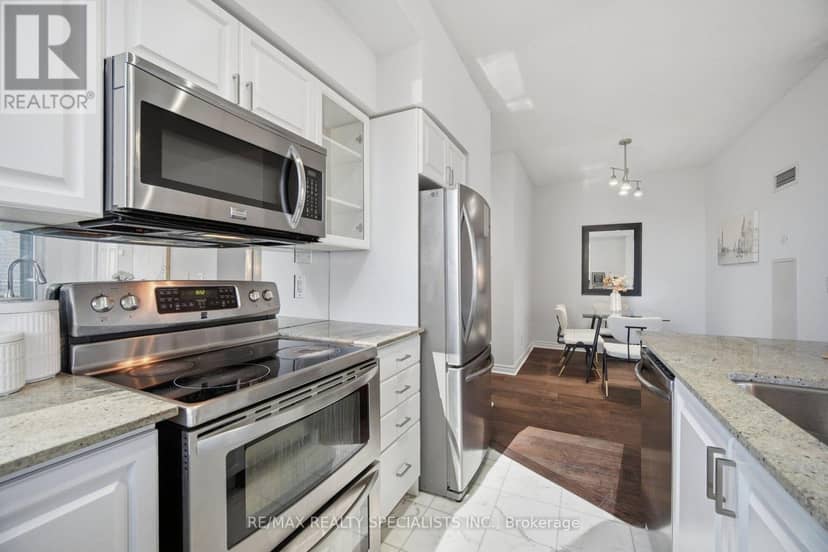 406 - 388 Prince Of Wales Drive — photo 14 of 40
