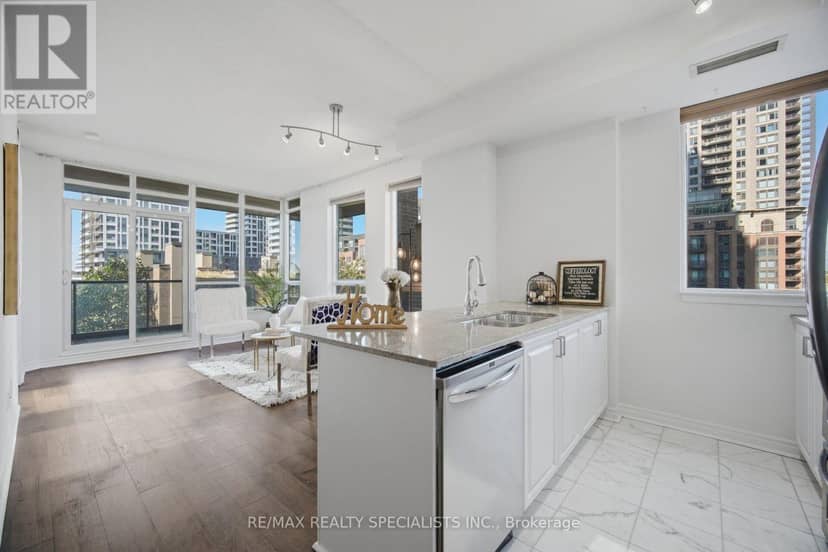 406 - 388 Prince Of Wales Drive — photo 15 of 40