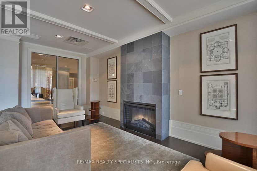 406 - 388 Prince Of Wales Drive — photo 37 of 40