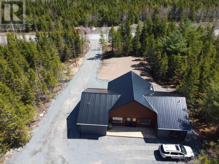 280 423 Nature Drive, East Uniacke, photo 2