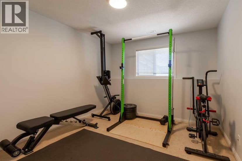 198 Blackfoot Boulevard W — photo 20 of 33